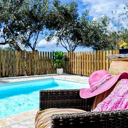 빌라 Dimitris Apergátika