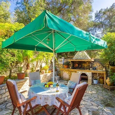 Villa Dimitris Apergatika